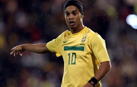 爱游戏体育-羽毛球赛场焦点！日本队对阵葡萄牙队，战况跌宕起伏，悬念直到终场